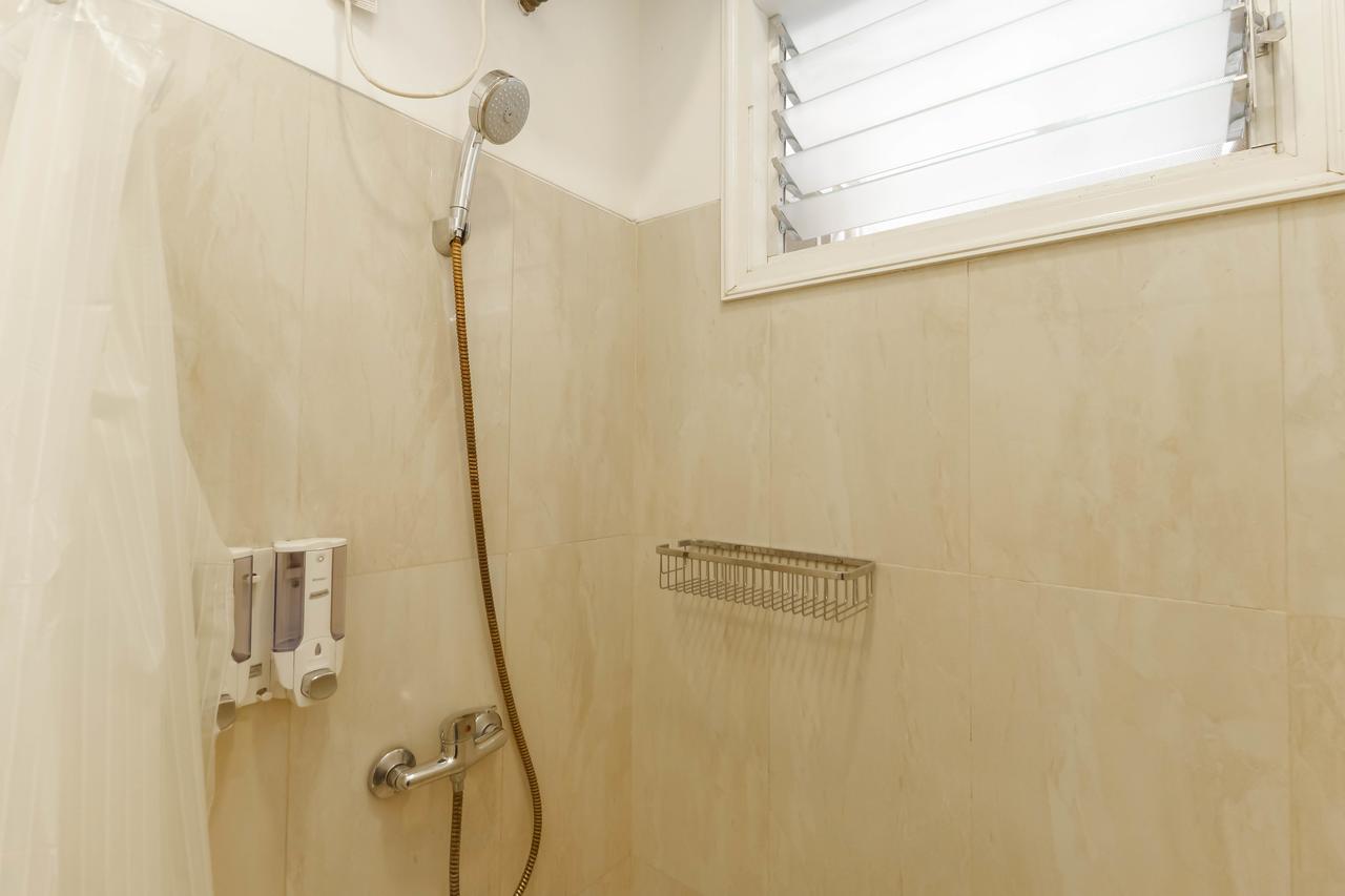 Reddoorz Plus @ Tendean Jacarta Exterior foto